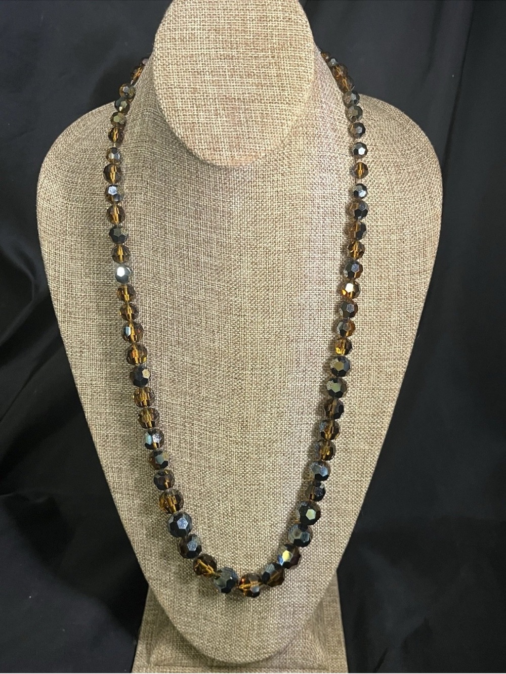 Vtg 50s AB Topaz Graduated Crystal Beaded Necklace Gold Tone Flower Clasp 22”